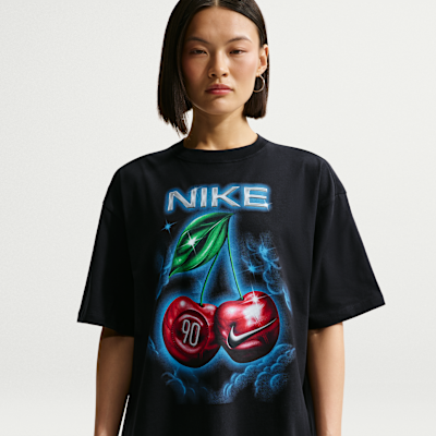Nike Sportswear Classic Women's Oversized T-Shirt. Nike ID